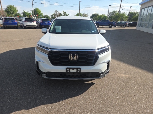 used 2024 Honda Pilot car, priced at $42,555