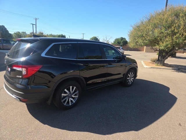 used 2020 Honda Pilot car, priced at $27,555