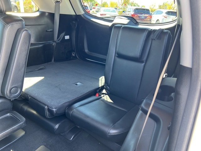 used 2017 Toyota Highlander car, priced at $27,555