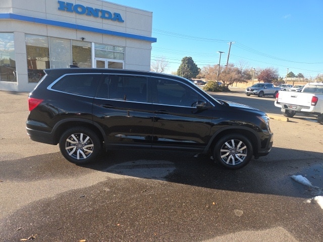 used 2022 Honda Pilot car, priced at $29,555