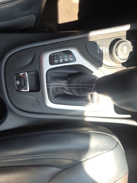 used 2014 Jeep Cherokee car, priced at $15,300