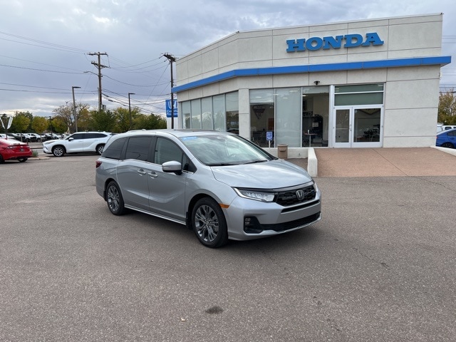 used 2025 Honda Odyssey car, priced at $44,959