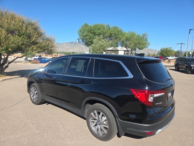 used 2020 Honda Pilot car, priced at $27,555