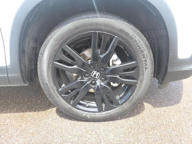 used 2022 Honda Pilot car, priced at $35,556