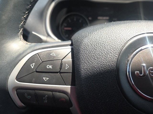 used 2014 Jeep Cherokee car, priced at $15,300