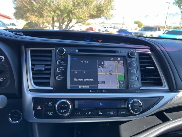 used 2017 Toyota Highlander car, priced at $27,555