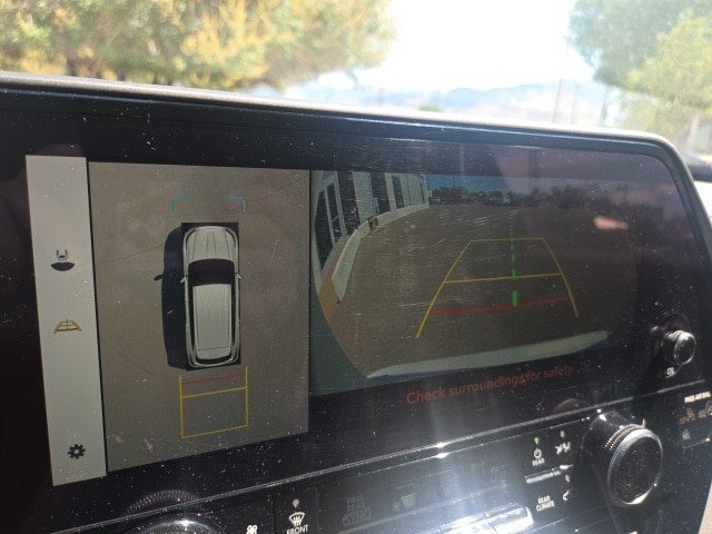 used 2023 Toyota Highlander car, priced at $37,959