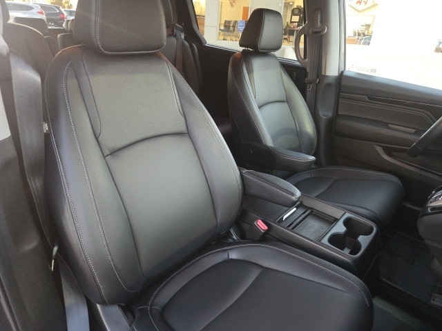 used 2024 Honda Odyssey car, priced at $39,959