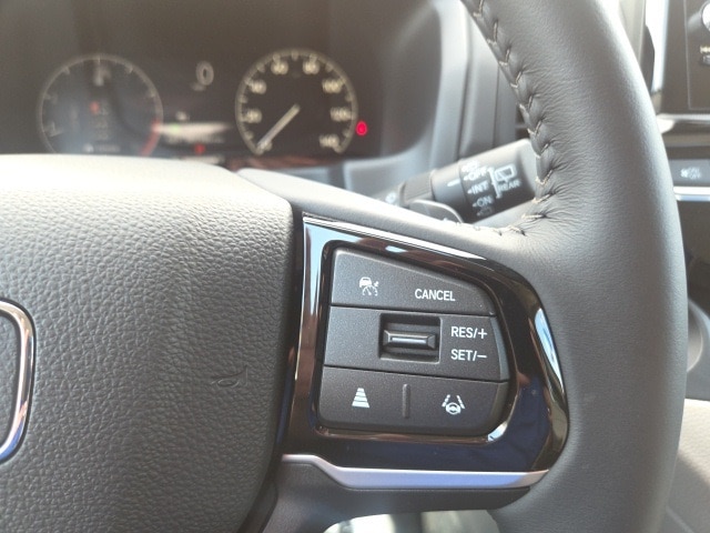 used 2025 Honda Odyssey car, priced at $43,958