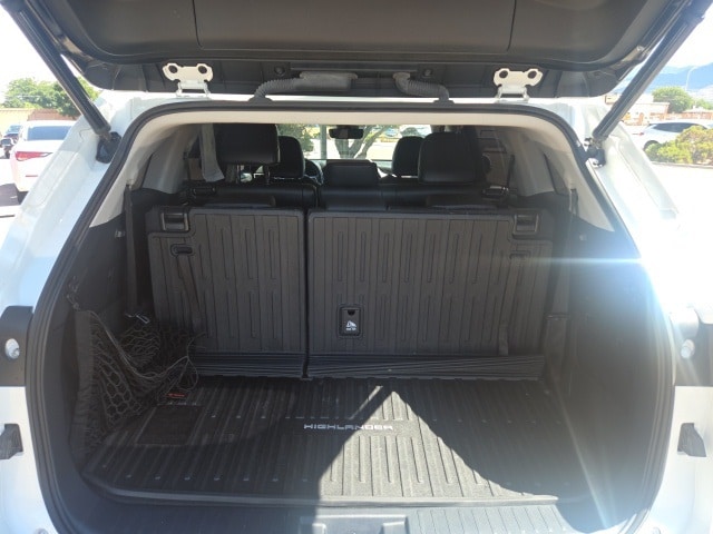 used 2023 Toyota Highlander car, priced at $37,959