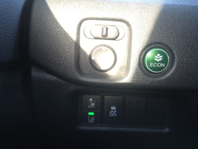 used 2022 Honda Pilot car, priced at $29,555