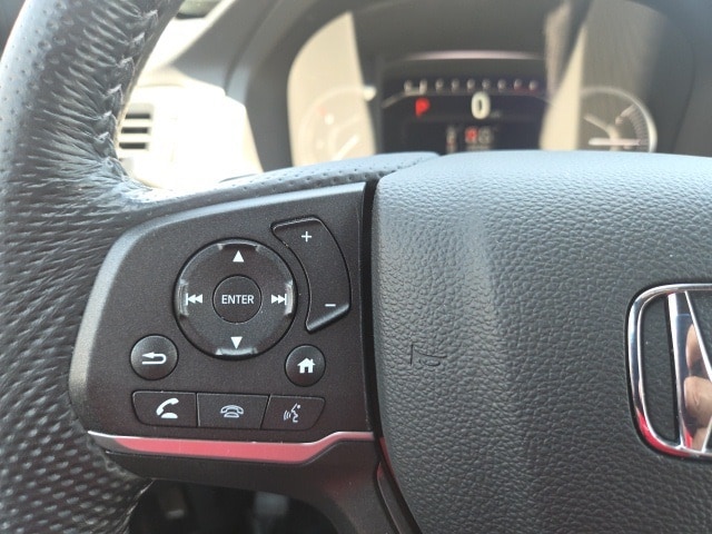 used 2023 Honda Passport car, priced at $33,333