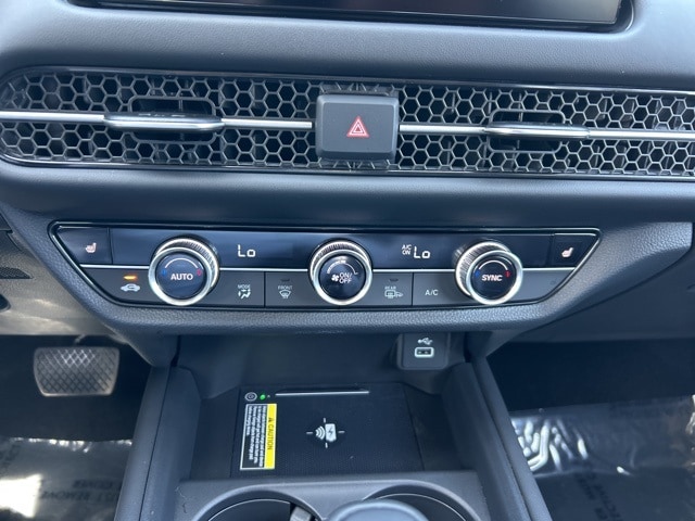 used 2025 Honda HR-V car, priced at $30,958