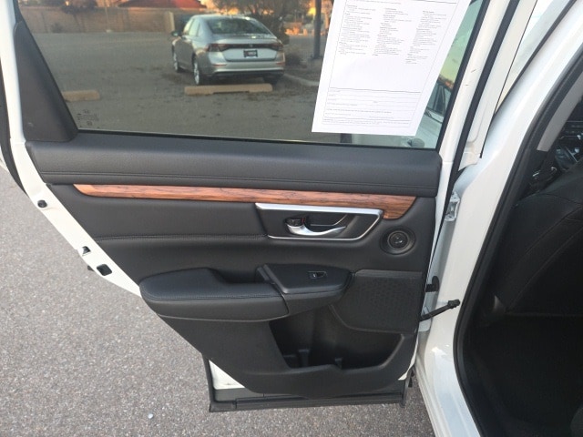 used 2020 Honda CR-V car, priced at $27,959