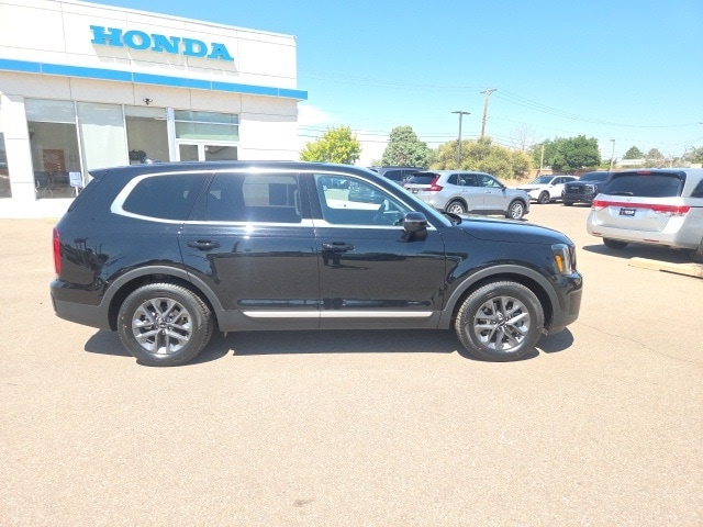 used 2024 Kia Telluride car, priced at $34,959