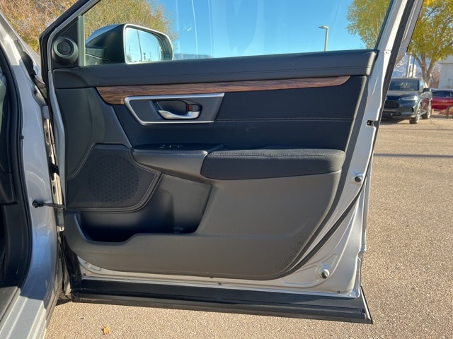 used 2019 Honda CR-V car, priced at $25,555