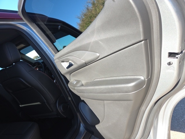 used 2025 Chevrolet TrailBlazer car, priced at $29,555