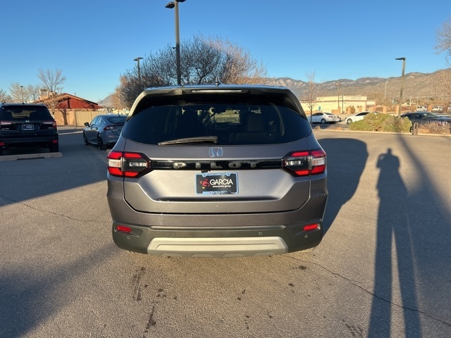 used 2024 Honda Pilot car, priced at $39,900