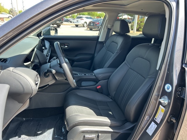 used 2025 Honda HR-V car, priced at $30,958
