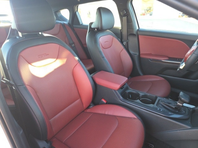 used 2025 Kia K4 car, priced at $29,959