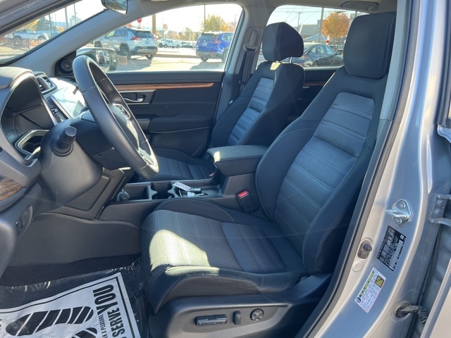 used 2019 Honda CR-V car, priced at $25,555