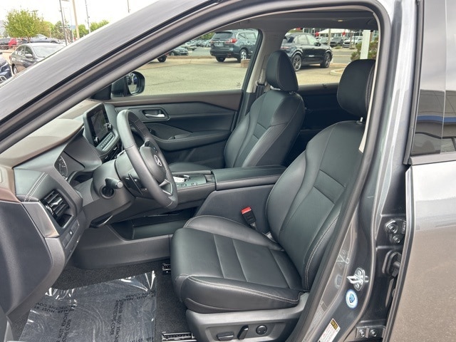 used 2023 Nissan Rogue car, priced at $26,959