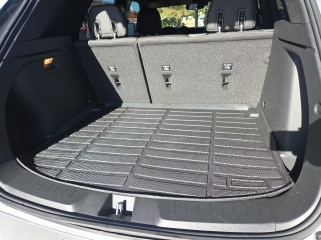 used 2025 Chevrolet TrailBlazer car, priced at $29,555