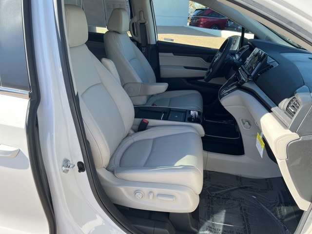 used 2025 Honda Odyssey car, priced at $41,444