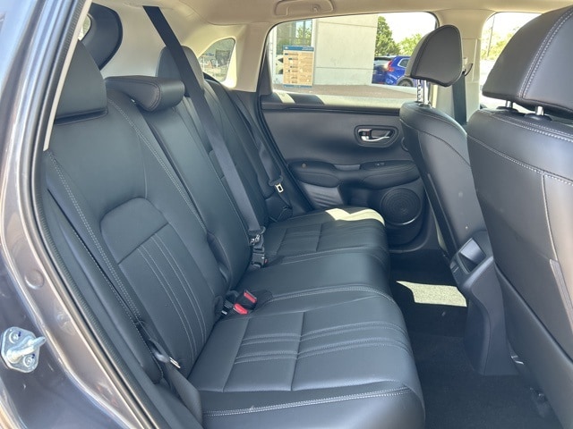 used 2025 Honda HR-V car, priced at $30,958