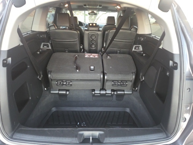 used 2024 Honda Odyssey car, priced at $39,959