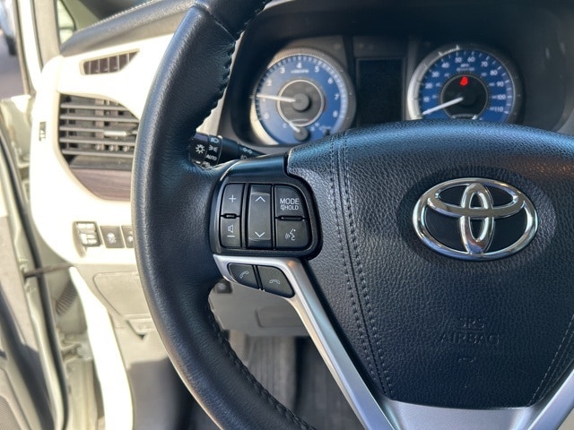 used 2019 Toyota Sienna car, priced at $31,555