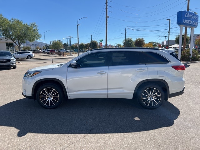 used 2017 Toyota Highlander car, priced at $27,555