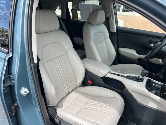 used 2025 Honda HR-V car, priced at $31,957