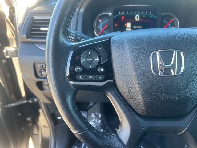 used 2022 Honda Pilot car, priced at $31,555