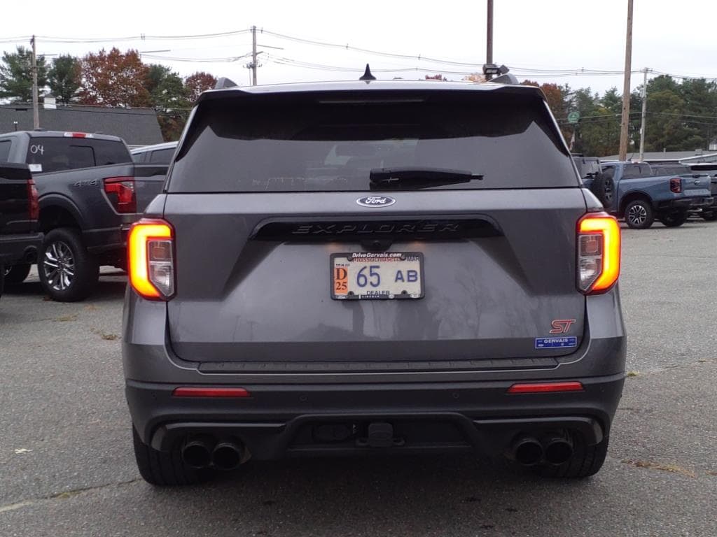 used 2022 Ford Explorer car, priced at $40,697