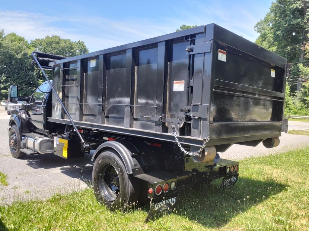 new 2025 Ford F750 Super Duty car