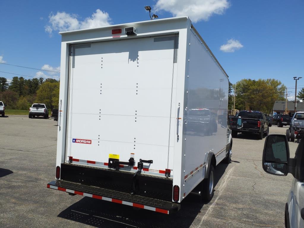 new 2023 Ford Transit T-350 H car