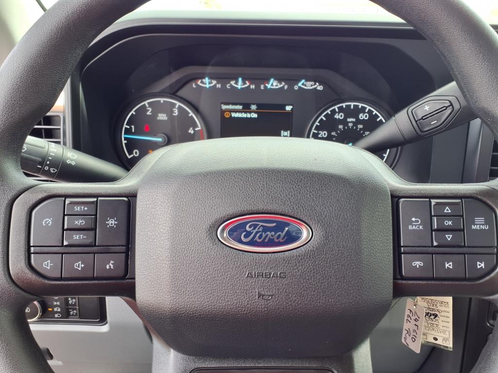new 2024 Ford F600 Super Duty car