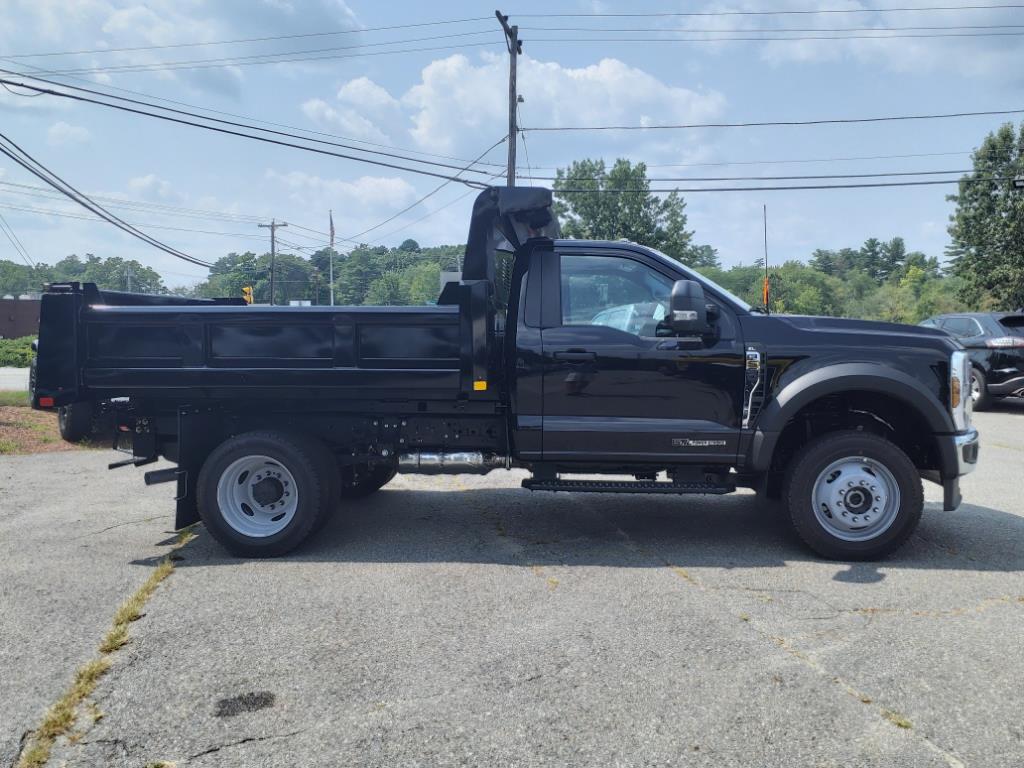 new 2024 Ford F-550 Super Duty car