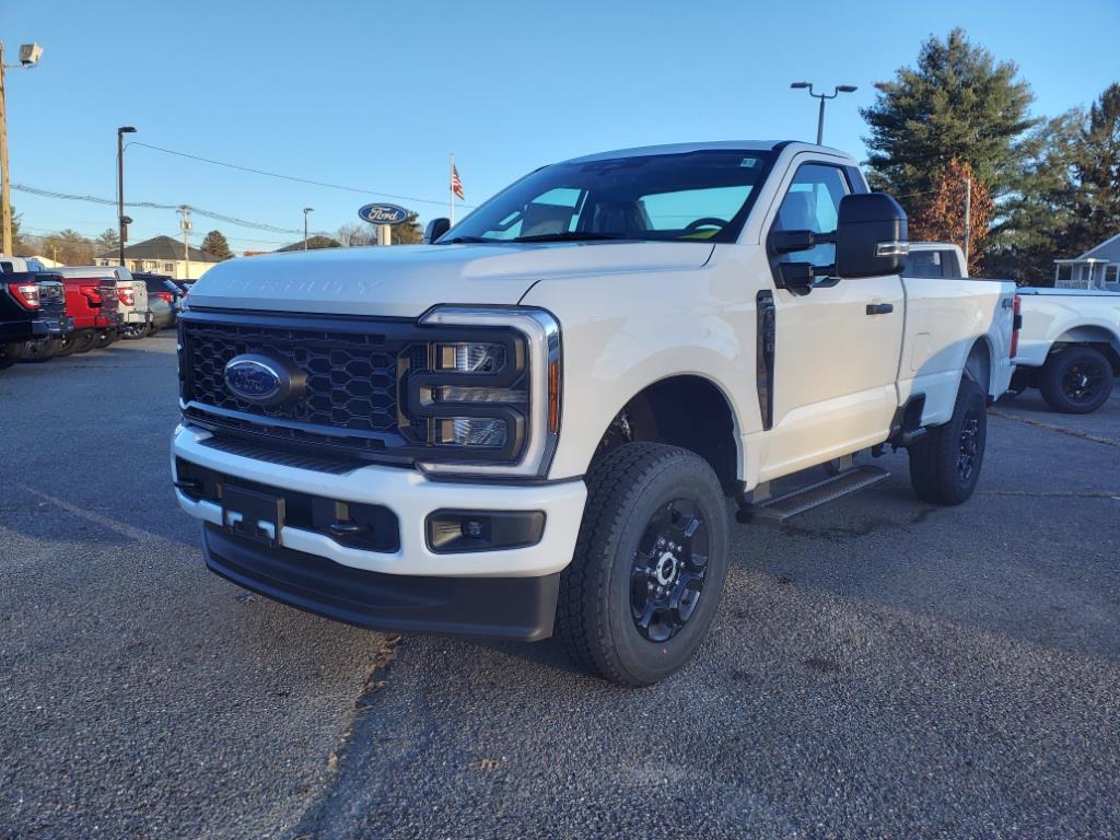 new 2024 Ford F-350 Super Duty car