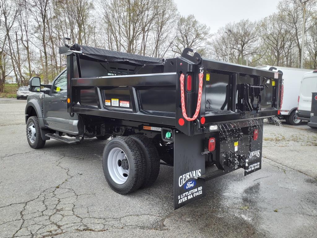 new 2024 Ford F-550 Super Duty car