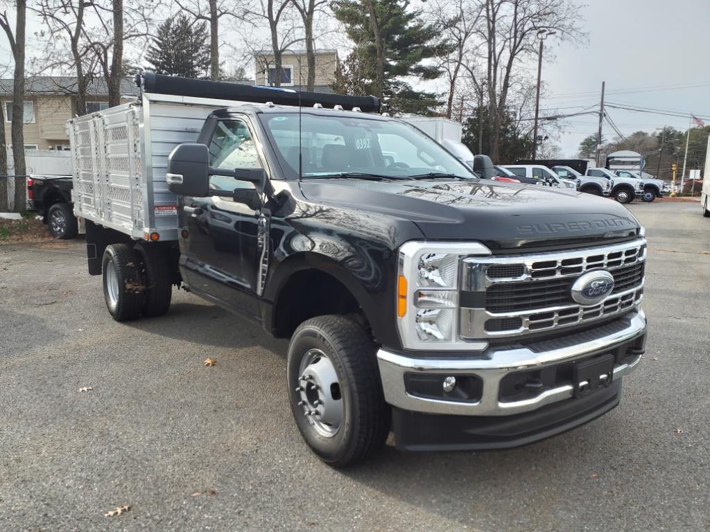 new 2023 Ford F-350 Super Duty car