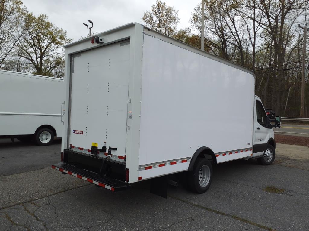 new 2023 Ford Transit T-350 car