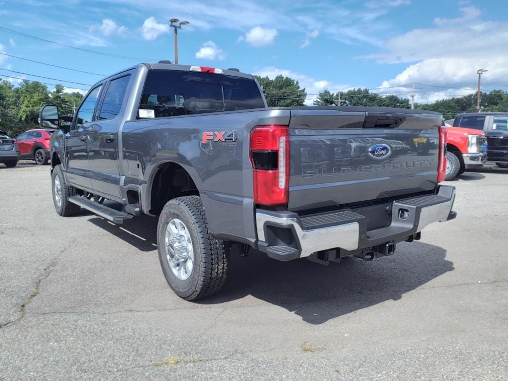 new 2024 Ford F-350 Super Duty car