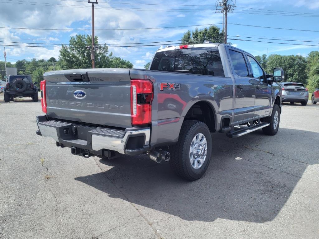 new 2024 Ford F-350 Super Duty car