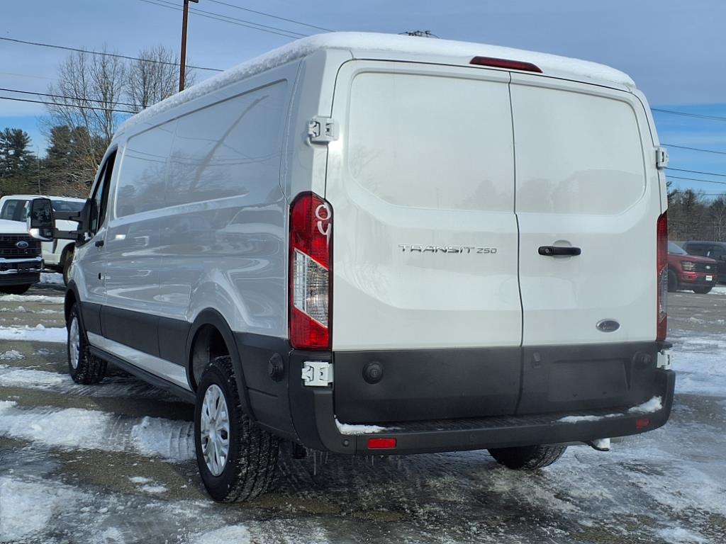 new 2024 Ford Transit T-250 car