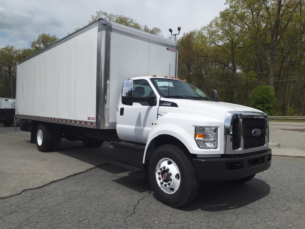 new 2025 Ford F650 Super Duty car