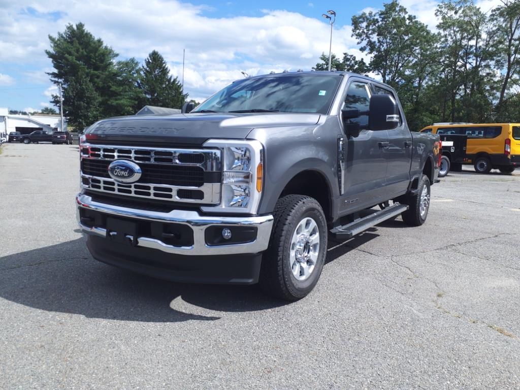 new 2024 Ford F-350 Super Duty car