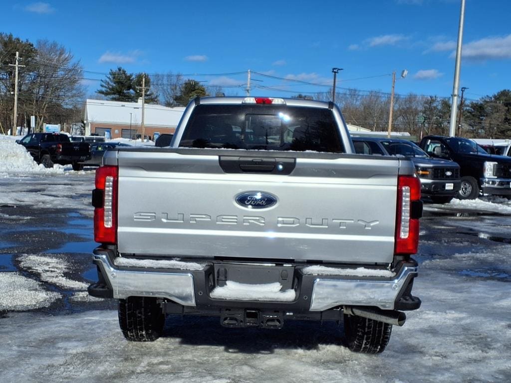 new 2024 Ford F-350 Super Duty car