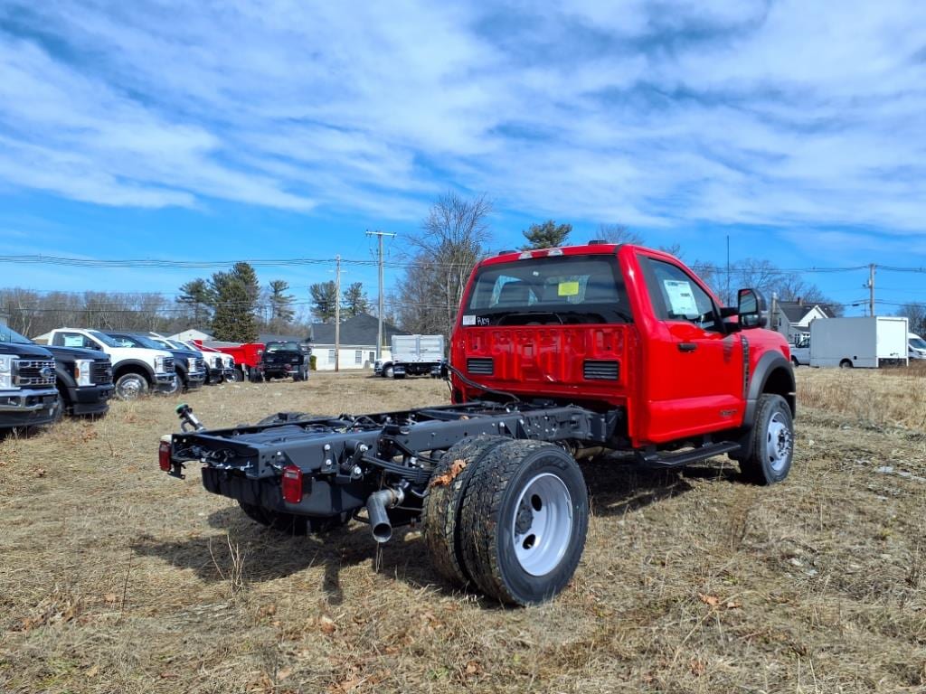 new 2024 Ford F600 Super Duty car